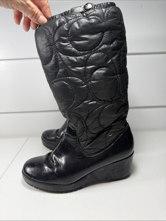 Coach Shoes - Coach Cantina Boots Quilted Wedge Puffer Black Pull On, size 5.5B